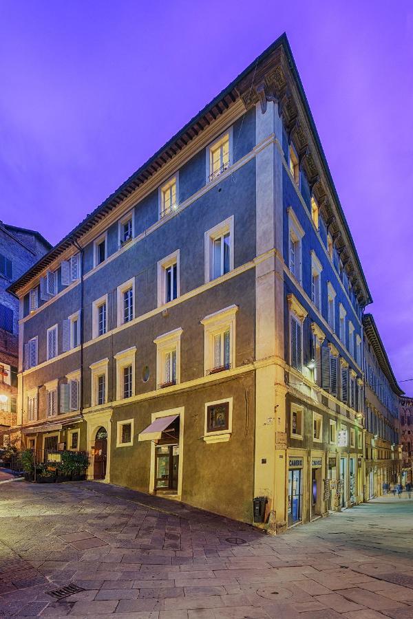 シエーナ Residenza D'Epoca Le Aquile Bed & Breakfast エクステリア 写真